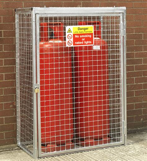 gas cylinder lockers